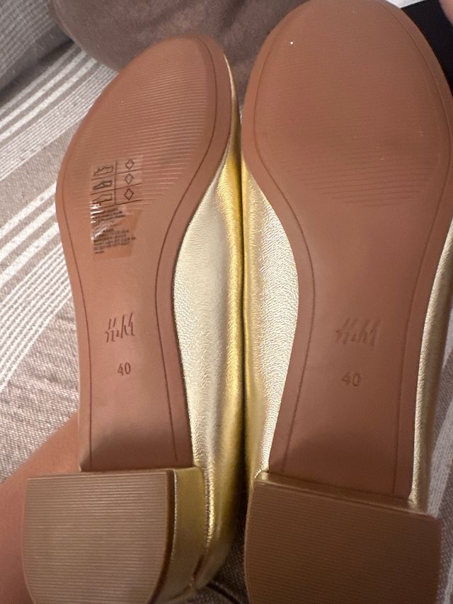 Zapatos bailarina dorados mujer