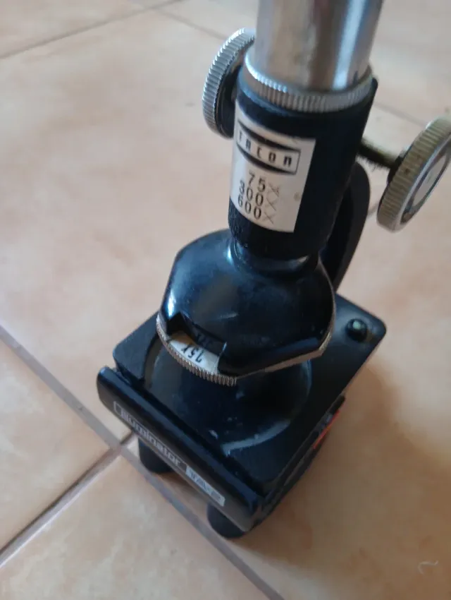 Microscopio Talón 75x-600x