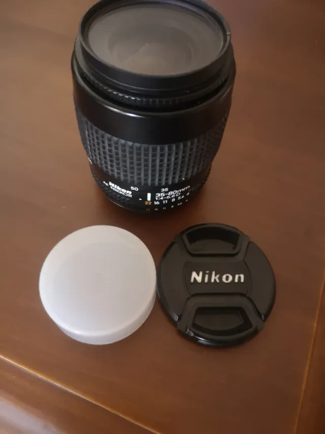 Objetivo Nikon 35-80mm f/4-5.6