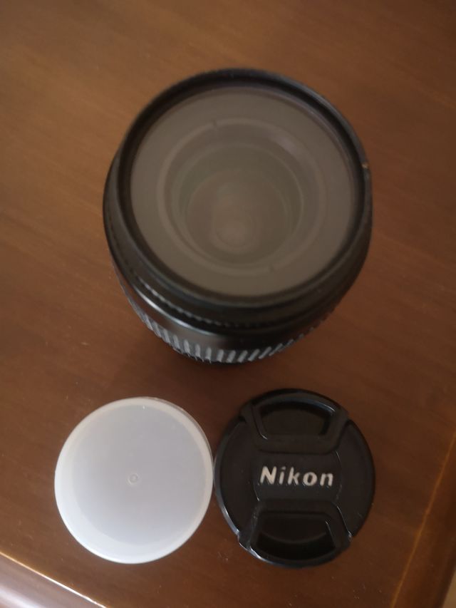 Objetivo Nikon 35-80mm f/4-5.6