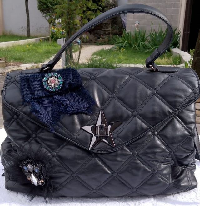 Borsa donna nera con decorazioni