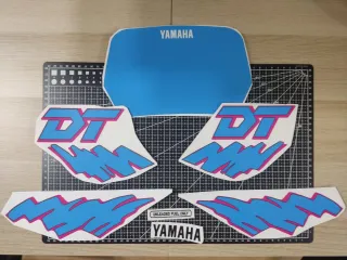 Autocolantes Yamaha DT 50 branca e azul