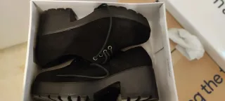 Zapatos de cordones negros