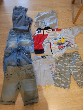 Lotto abbigliamento bimbo 8-9 anni