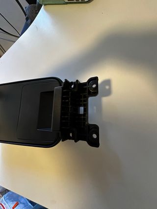 Apoyabrazos Central Volvo XC40 2023