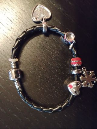 Set 2 Braccialetti con charms natalizi