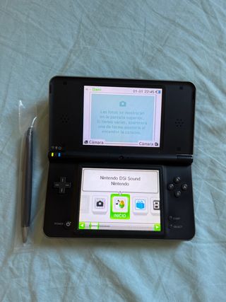 Nintendo DSi XL Negra