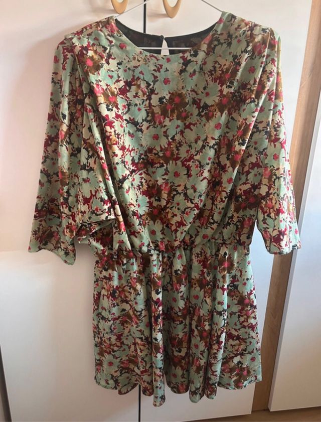 Vestido Zara floral