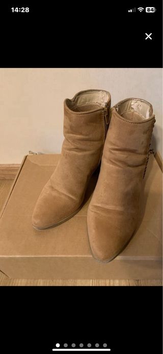 Set stivaletti blu
beige
neri