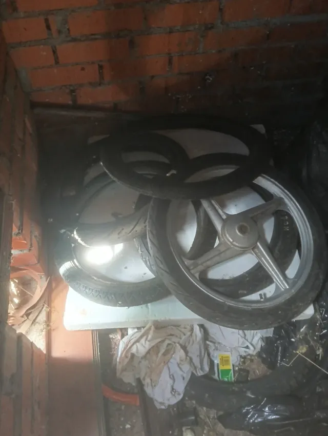 Neumáticos Vespino (2 unidades) 20€ la goma