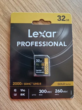 Cámara Réflex Nikon D5300 + accesorios