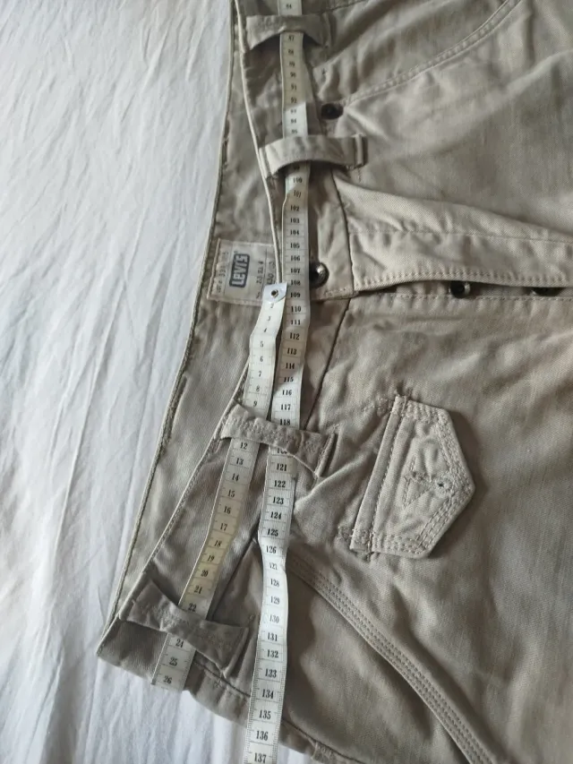 Pantalón Levi's Hombre Beige