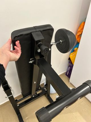 Banco de pesas + barra Z y 8 discos