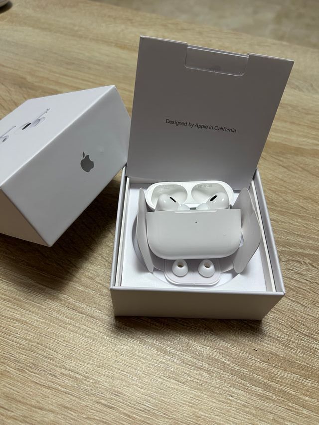 Apple AirPods Pro 2
