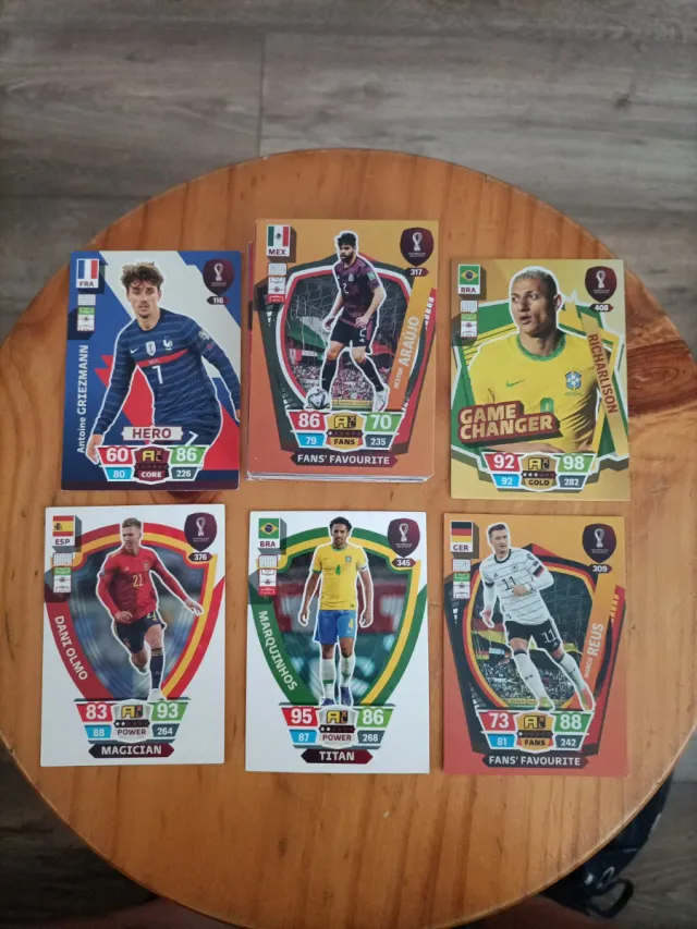 43 Cromos FIFA World Cup Qatar 2022 Adrenalyn