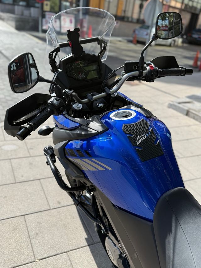 SUZUKI V-STROM 650 XT