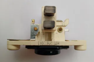 BOSCH 24V 1 197 311 317 Regulador Alternador NUEVO