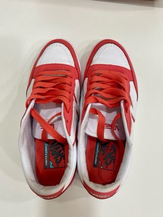 Zapatillas VANS (Nuevas)