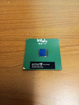CPU Intel Pentium III 733MHz Socket 370