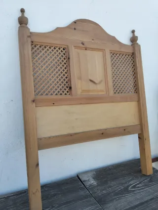 Cabecero de madera