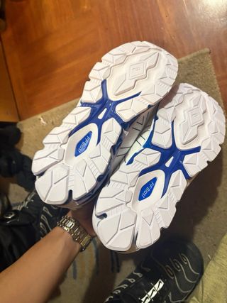 Zapatillas Asics Gel Blancas y Azules