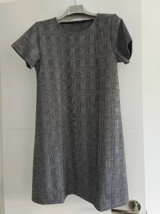 3 vestidos Stradivarius Mujer Manga Corta