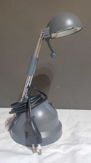 Flexo de mesa articulado gris