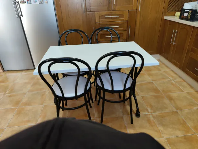 Mesa forja y 4 sillas