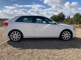 Audi A3 2.0TDI 170cv 2006 3p S-Line int.