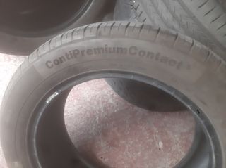 Neumáticos 215/55/17