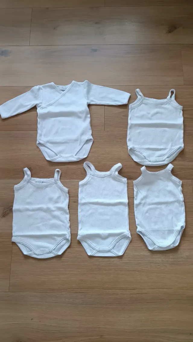Lote 5 bodies blancos bebé