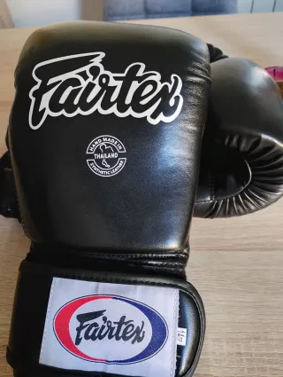 Guantes Muay Thai/Boxeo Fairtex 14oz