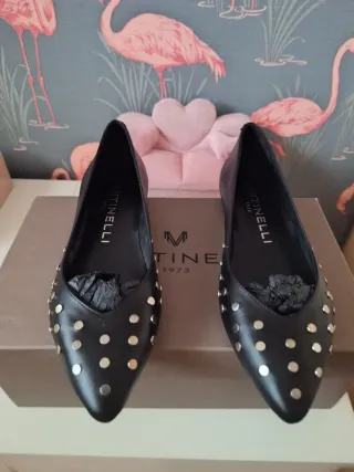 Bailarinas negras con detalle plateado