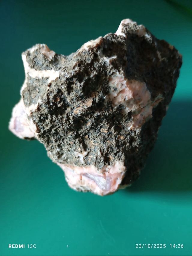 Geoda de cuarzo blanco