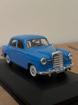 Mercedes 180D 1954 Modellino Blu