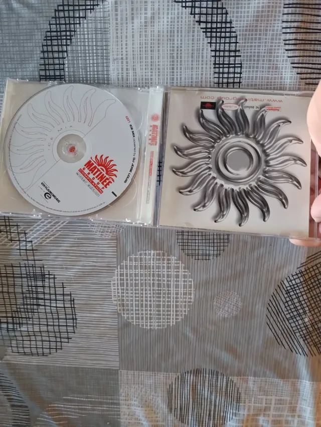 2 CDs Matinee Group Compilation Winter Edition