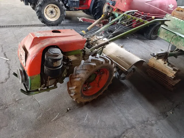 Motocultor con motor en perfecto estado  680558438