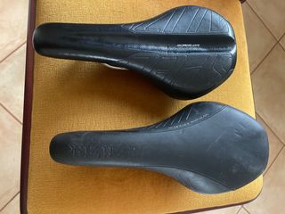 2 sillines de bicicleta de carreras