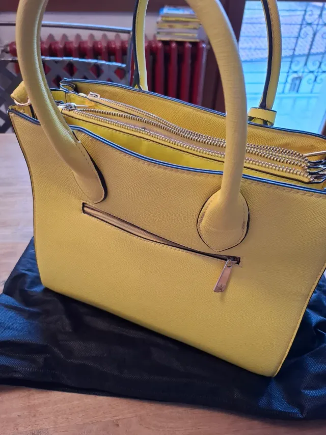 Borsa Primadonna Collection Gialla in pelle