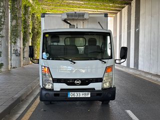Nissan Cabstar 2011
