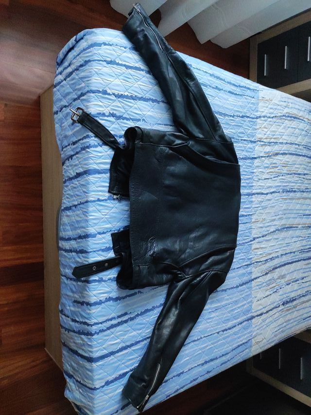 Chamarra Piel Negra Hombre