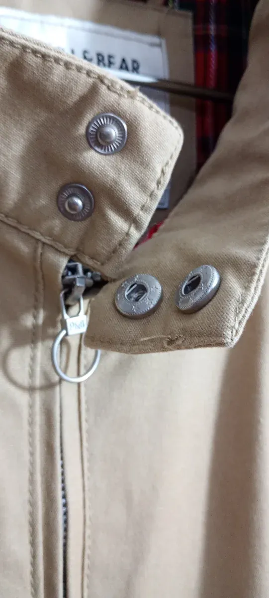 Chaqueta Bomber Pull&Bear Harrington Beige