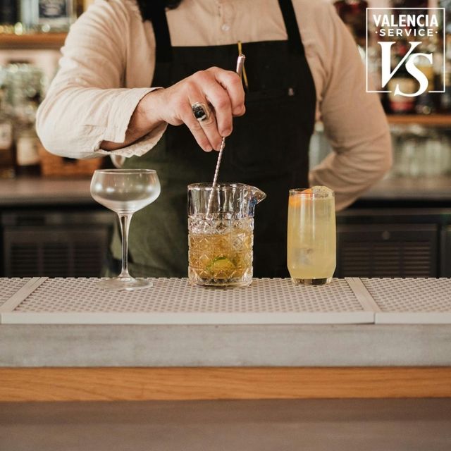 0782 – BAR CAFETERÍA CON AMBIENTACIÓN MUSICAL