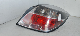 PILOTO TRASERO DERECHO OPEL ASTRA H BER. Edition
