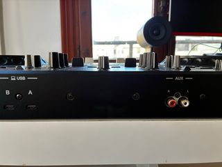 Pioneer DDJ-REV5 + Mochila UDG Urbanite XL