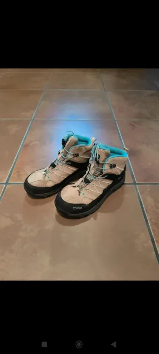 Botas de montaña CMP niño