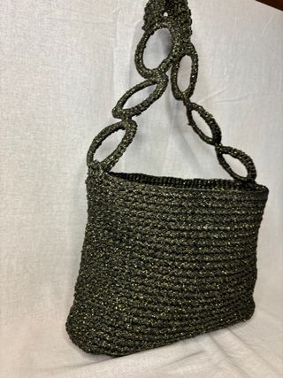Borsa uncinetto verde con anelli