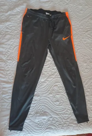 Pantalón deportivo Nike 