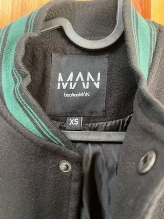 BoohooMAN Chaqueta Oversize B Applique Jersey