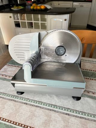 Cortadora de fiambres profesional